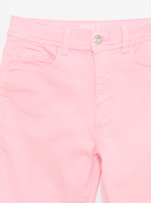 Pantacourt in denim con finiture a taglio vivo - Kiabi