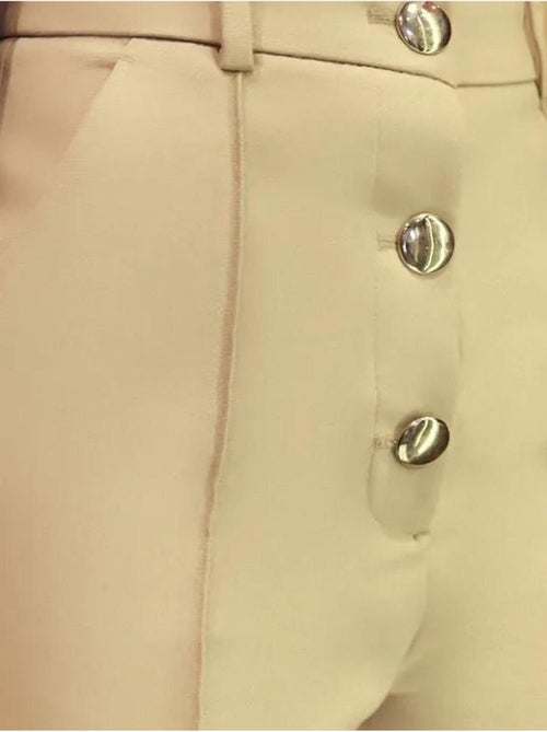 Pantaloncini a vita alta con bottoni hiccup - Kiabi Pantaloncini a vita alta con bottoni hiccup - Kiabi