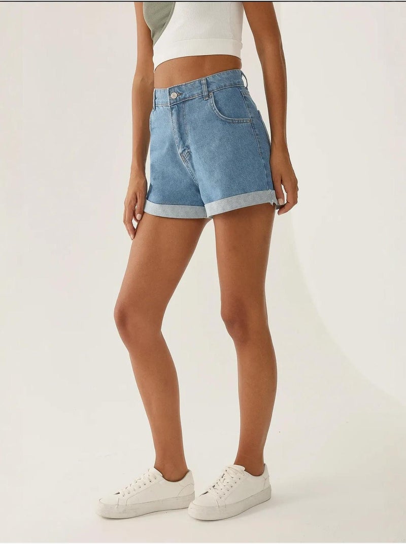 Pantaloncini aderenti da mamma con risvolto hiccup Blu - Kiabi