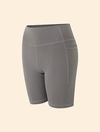 Pantaloncini da ciclista sportivi - (ekstract)