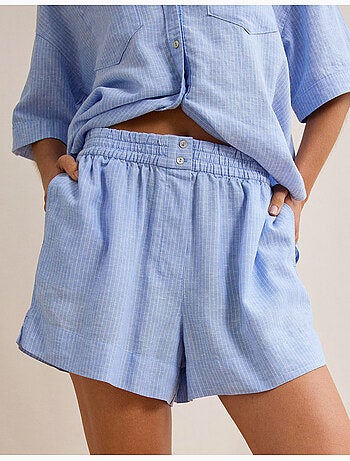 Pantaloncini di lino, mo fashion