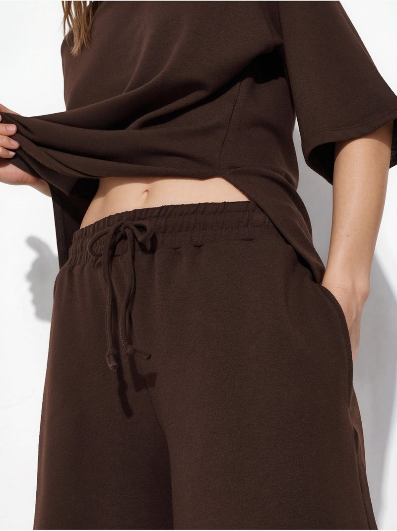 Pantaloncini felpati con coulisse a vita media busem Marrone cioccolato - Kiabi