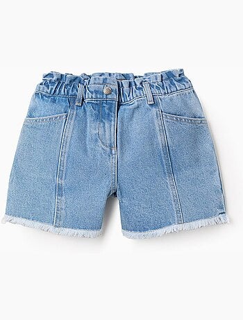 Pantaloncini in denim con orli sfrangiati