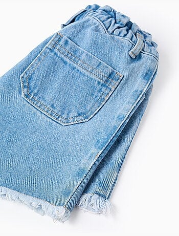 Pantaloncini in denim con orli sfrangiati