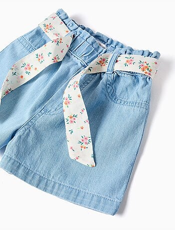 Pantaloncini in jeans con cintura a fiori
