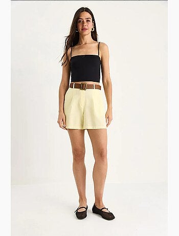 Pantaloncini in lino sottile con cintura e tasche lucci