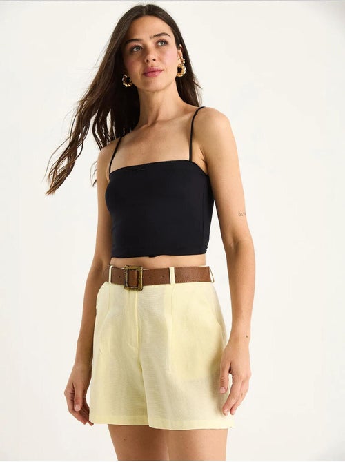 Pantaloncini in lino sottile con cintura e tasche lucci - Kiabi Pantaloncini in lino sottile con cintura e tasche lucci - Kiabi