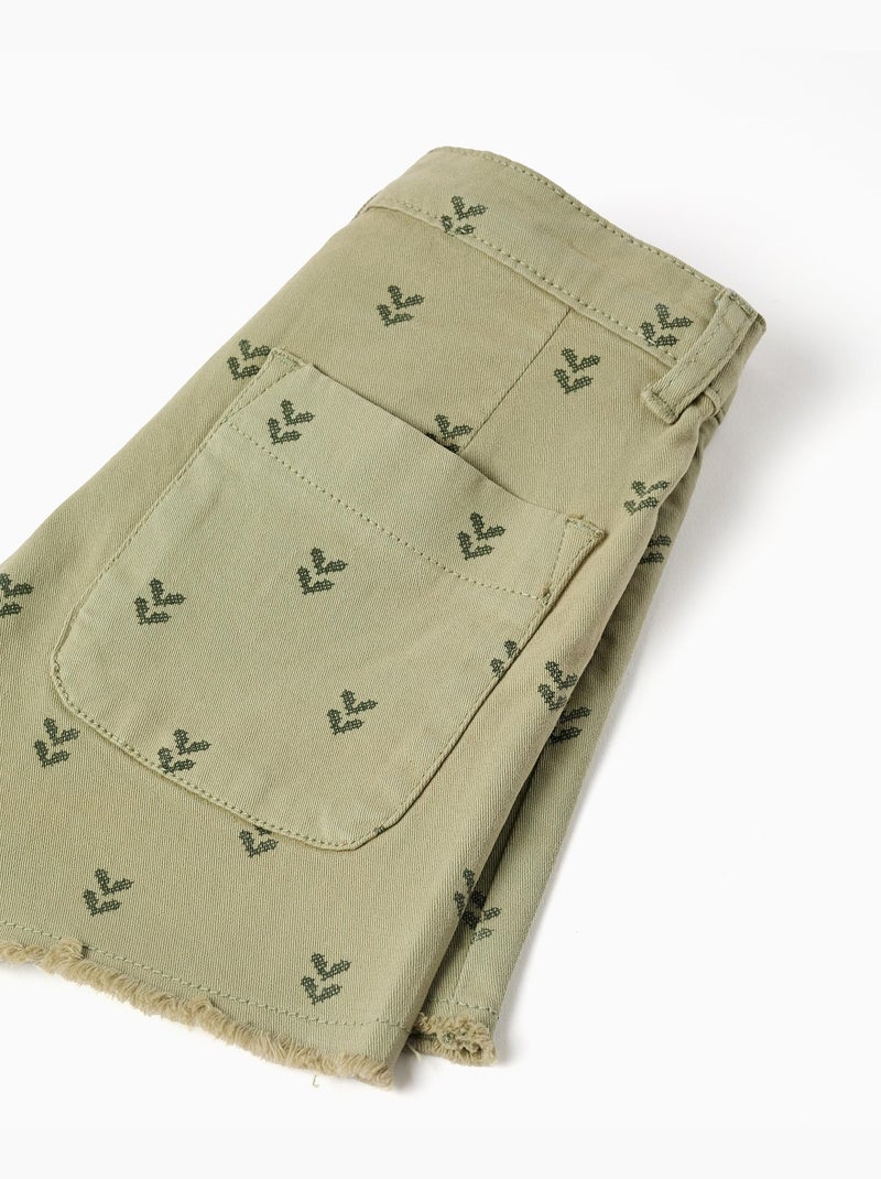 Pantaloncini in twill con motivo floreale e orli sfrangiati Verde scuro - Kiabi