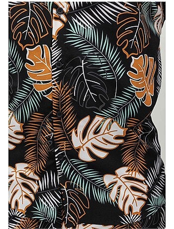 Pantaloncini, set di camicie Kebello