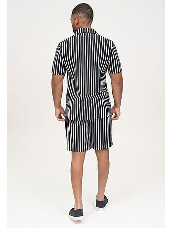 Pantaloncini, set di camicie Kebello