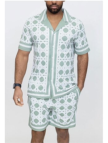 Pantaloncini, set di camicie Kebello