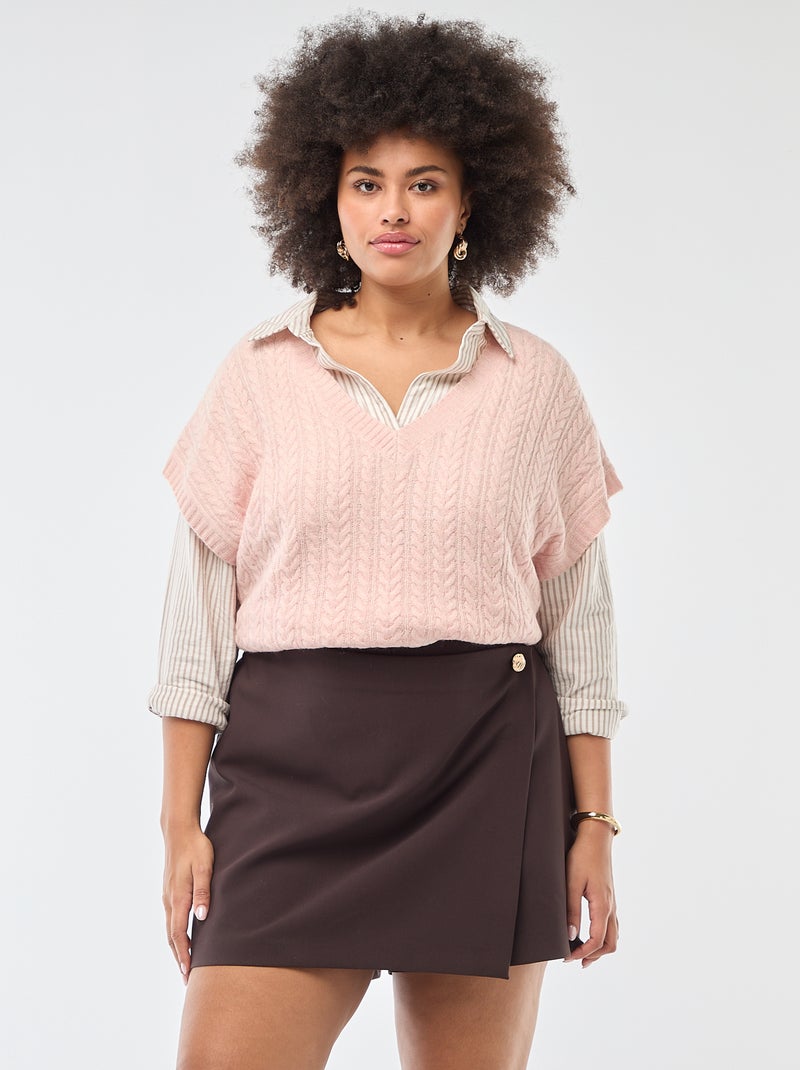 Pantaloncino gonna con pannello incrociato e bottone decorativo Marrone - Kiabi