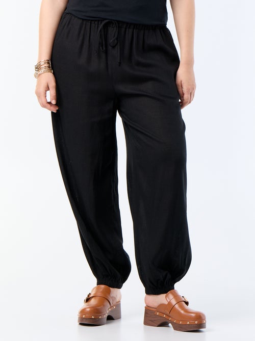 Pantalone a palloncino tinta unita - Kiabi Pantalone a palloncino tinta unita - Kiabi