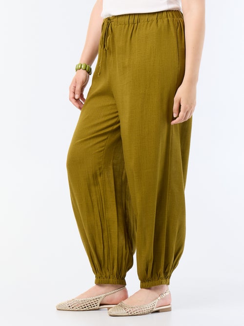Pantalone a palloncino tinta unita - Kiabi Pantalone a palloncino tinta unita - Kiabi