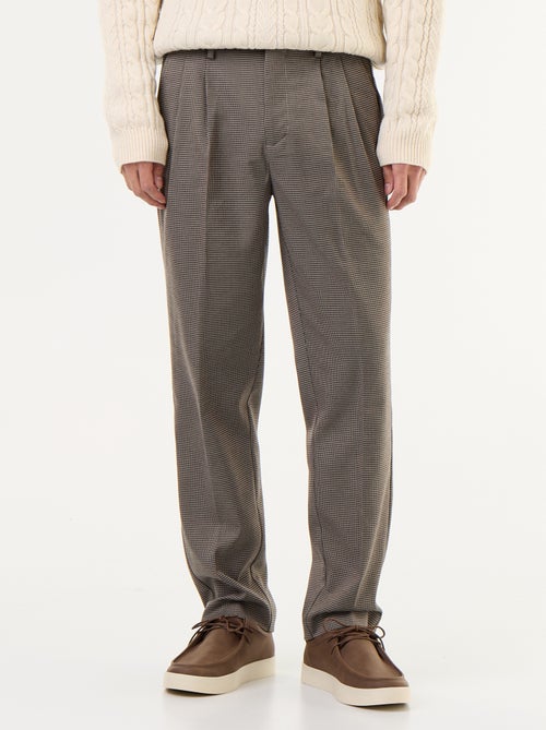 Pantalone a quadri dal taglio affusolato - Kiabi Pantalone a quadri dal taglio affusolato - Kiabi