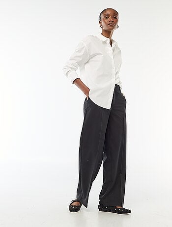 Pantalone ampio a vita alta con cintura e passanti