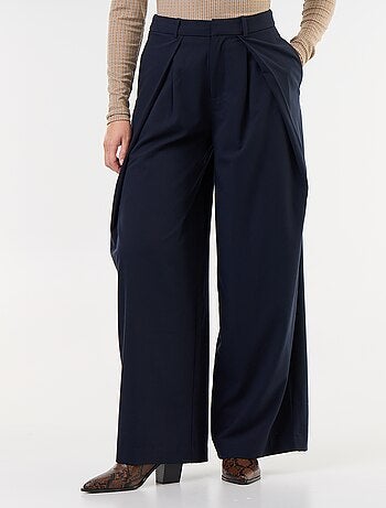 Pantalone ampio a vita alta con pinces