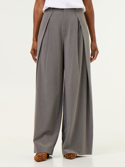 Pantalone ampio a vita alta con pinces - Kiabi Pantalone ampio a vita alta con pinces - Kiabi