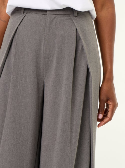 Pantalone ampio a vita alta con pinces - Kiabi
