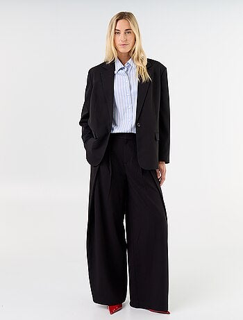 Pantalone ampio a vita alta con pinces