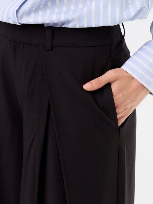 Pantalone ampio a vita alta con pinces - Kiabi Pantalone ampio a vita alta con pinces - Kiabi