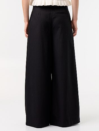 Pantalone ampio a vita alta