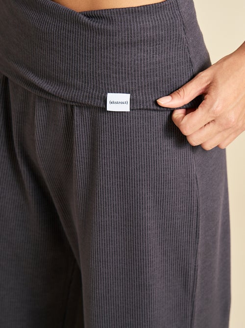 Pantalone ampio multi-sport - (ekstract) - Kiabi Pantalone ampio multi-sport - (ekstract) - Kiabi