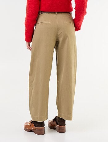 Pantalone barrel ampio + cintura in similpelle