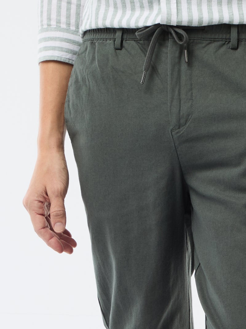 Pantalone chino regular in misto lino Verde - Kiabi