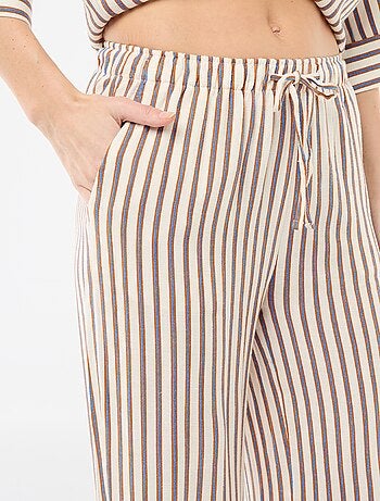 Pantalone largo da donna in lino con vita elasticizzata