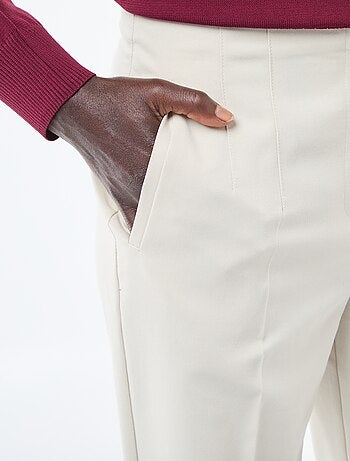 Pantaloni dritti a vita alta