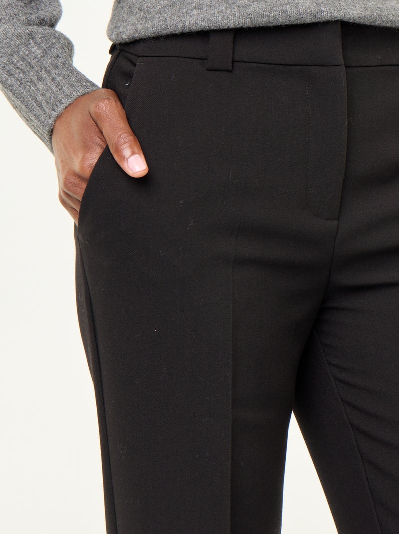 Pantalone dritto con vita cinturata Nero - Kiabi