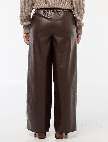 Pantalone dritto in ecopelle tinta unita