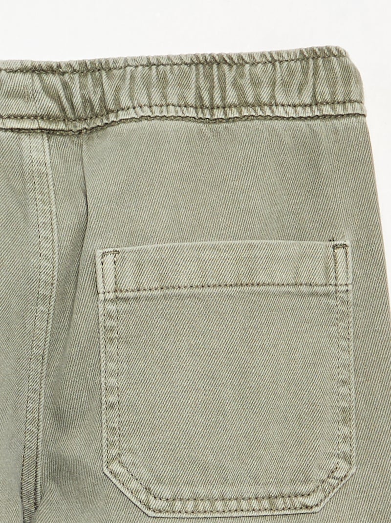 Pantalone dritto in twill Verde - Kiabi