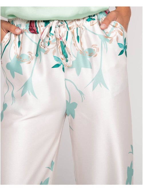 Pantalone effetto satin con motivi EZRA - Kiabi