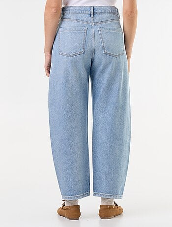 Pantalone in denim a forma barrel ampia
