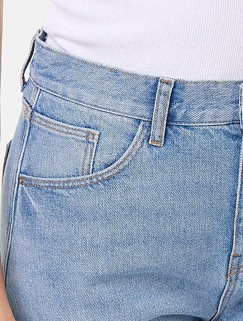 Pantalone in denim a forma barrel ampia