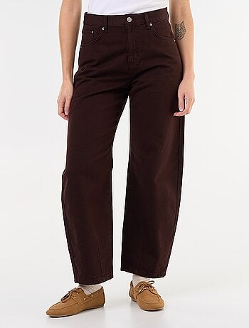 Pantalone in denim a forma barrel ampia