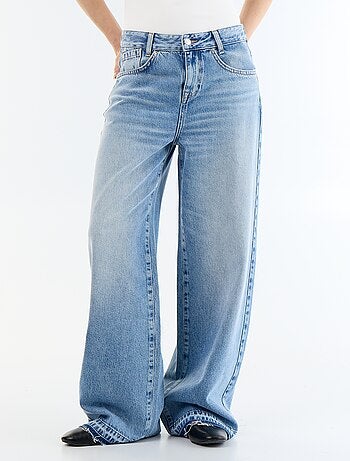 Pantalone in denim a gamba larga effetto slavato