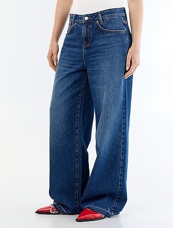 Pantalone in denim a gamba larga effetto slavato