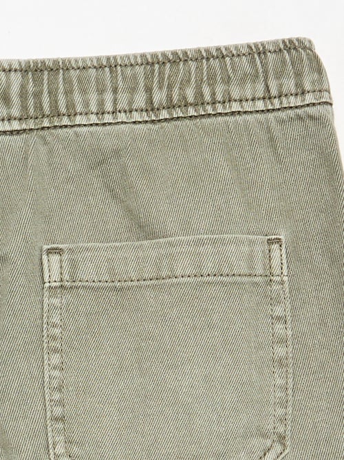 Pantalone in denim con vita elasticizzata - Kiabi Pantalone in denim con vita elasticizzata - Kiabi