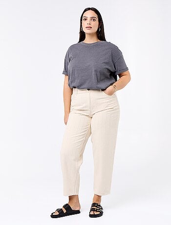 Pantalone in twill con abrasioni fantasiose verticali