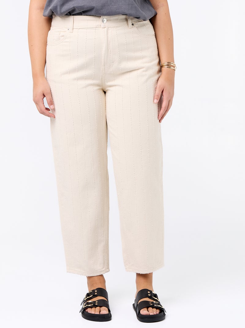 Pantalone in twill con abrasioni fantasiose verticali Bianco - Kiabi