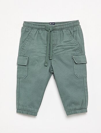 Pantalone jogger in twill con tasche a patta