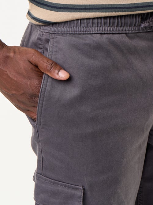 Pantalone jogger multitasche - Kiabi Pantalone jogger multitasche - Kiabi