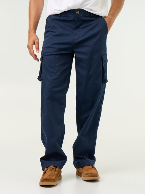 Pantalone multitasche regular fit - Kiabi Pantalone multitasche regular fit - Kiabi