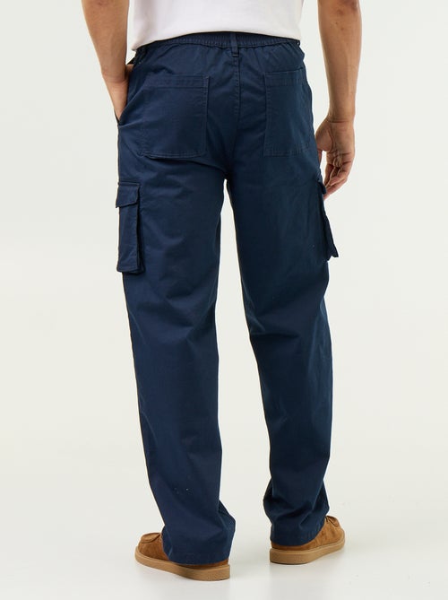 Pantalone multitasche regular fit - Kiabi Pantalone multitasche regular fit - Kiabi