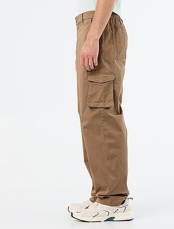Pantalone multitasche regular fit