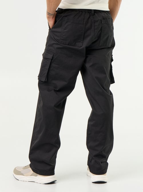 Pantalone multitasche regular fit - Kiabi Pantalone multitasche regular fit - Kiabi