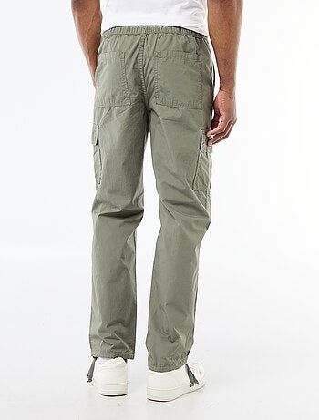 Pantalone multitasche regular fit
